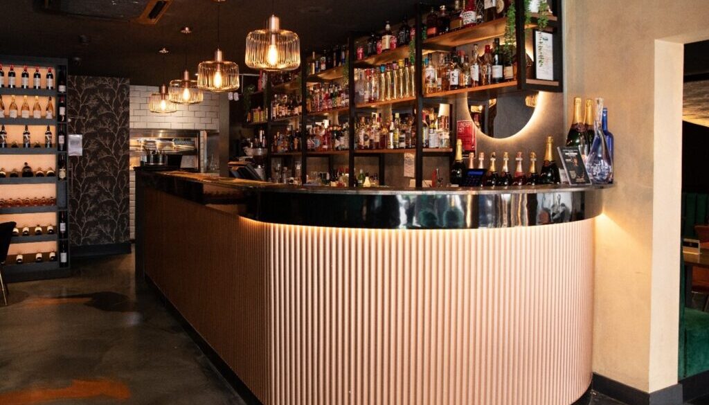 Whyteleafe Grill and Bar